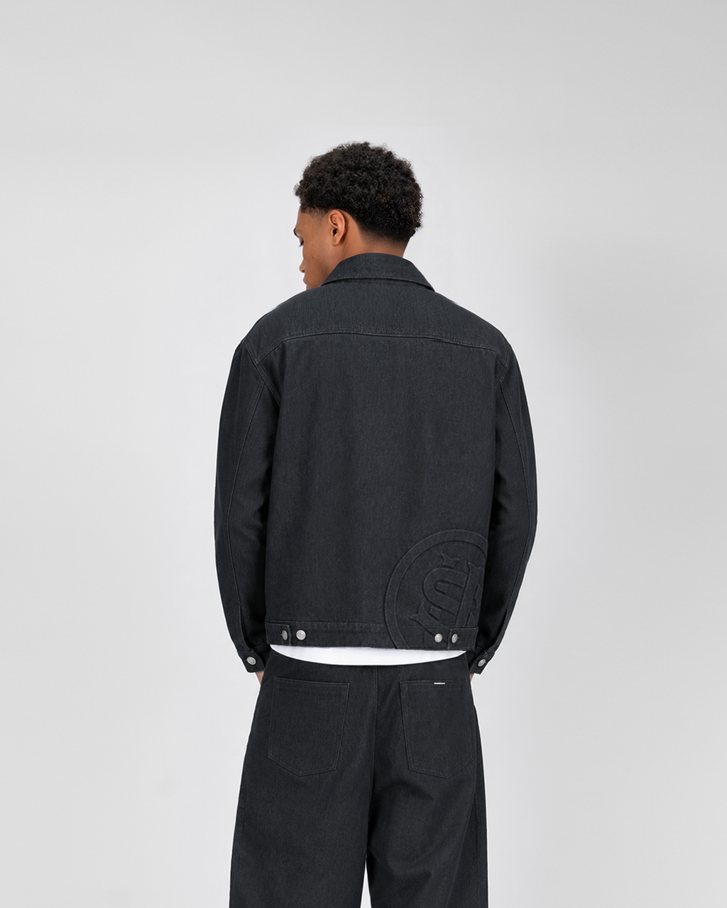 Veste en jean SU26 – Noir