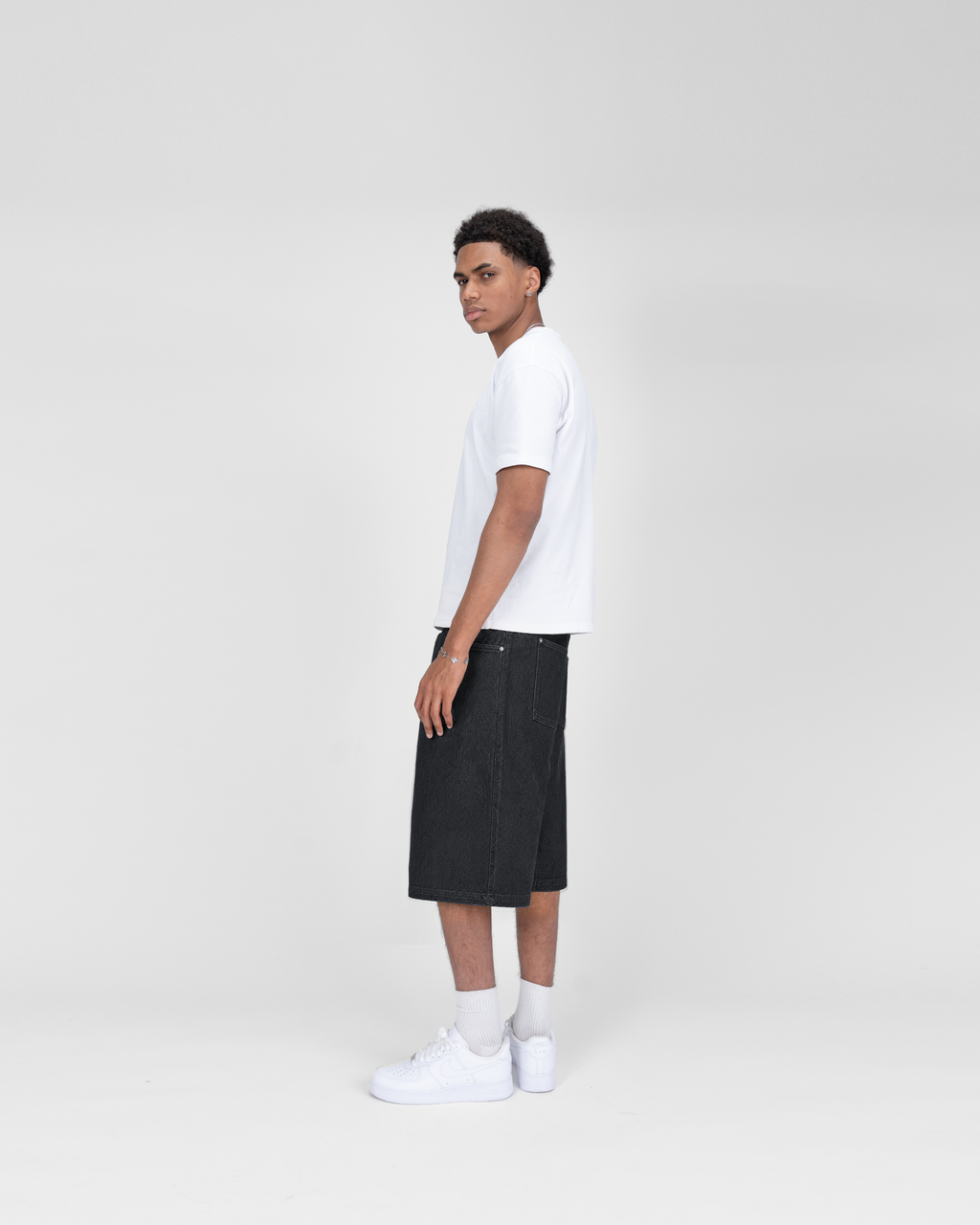 Short en jean SU26 – Noir
